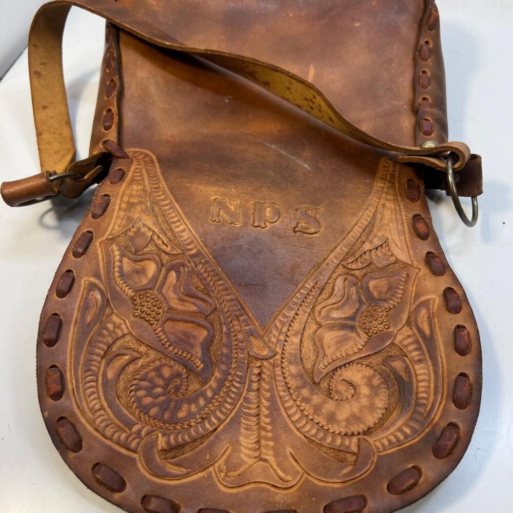 Vintage Tooled Leather Saddle Bag Brown Handcrafted Crossbody Shoulder Purse - Picture 4 of 6